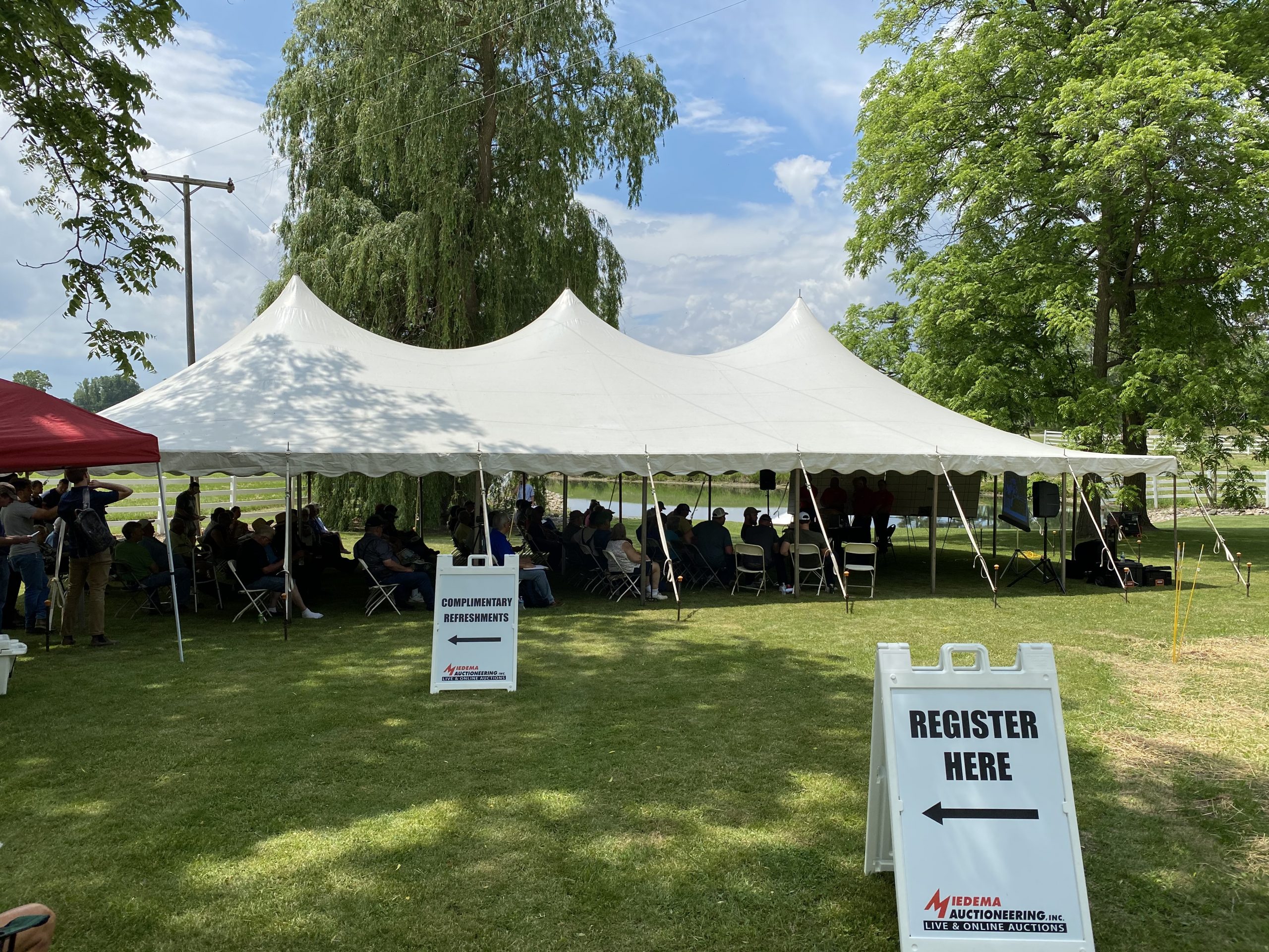 Real Estate Live Auction